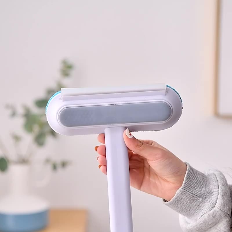 Ultimate 4-in-1 Pet Hair Remover Brush